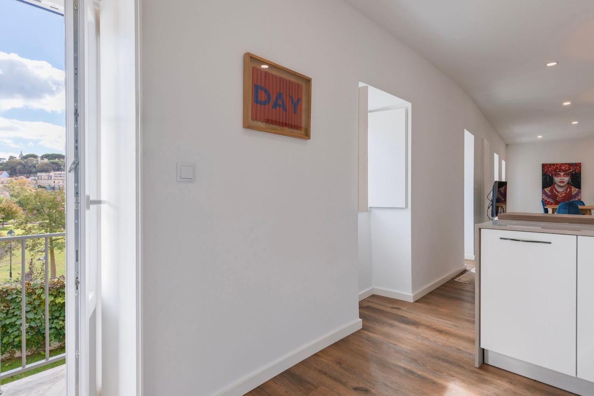 2bdr Charming In Graca By Lovelystay Appartement Lisboa